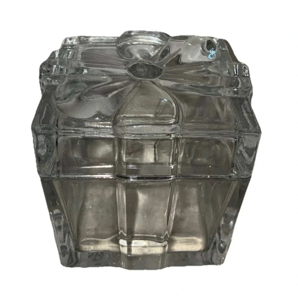 Circleware Trinket Storage Box Candy‎ Jar Clear Glass Bow 5.5x5x5